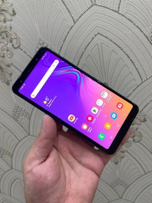 Samsung A7 2018 Ideal holatda 4/64gb