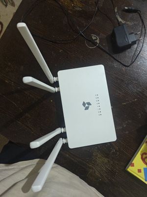 SNR Wi-Fi router