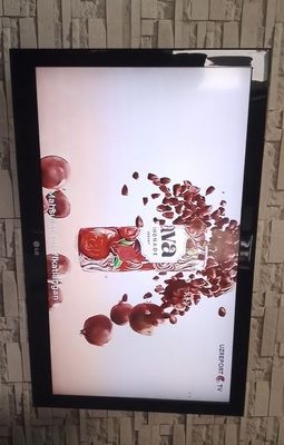 LG телевизор сотилади холати яхши яхши ку́рсатади