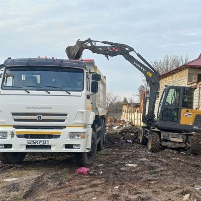 Перевозка песка, щебня, клинца. Услуги самосвала 25 тонн