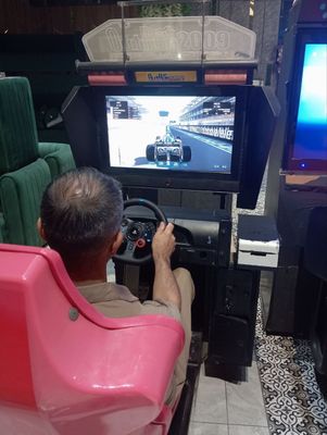 Logitech sotiladi playstation bilan tayyor