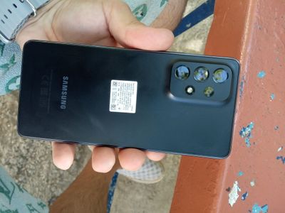 Samsung A53 6/128 Srochna sotiladi őtib beradgan joyi bor