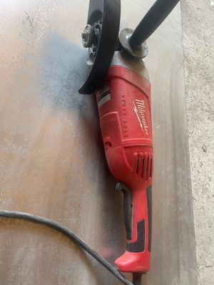 Болгарка Milwaukee 230