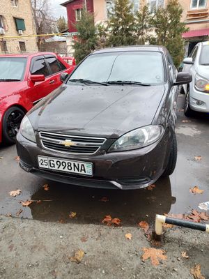 Chevrolet gentira 1 pazitsa