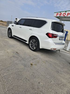 Infinity QX80 ideal xolati