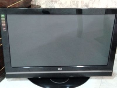 LG телевизор 43.