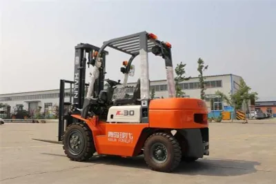 Дизельный вилочный погрузчик марки "HAILIN" 3-3.5т 3-4.5м