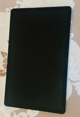 Redmi pad 6 holati yaxshi teppasida biroz xasta bõlgan xolos