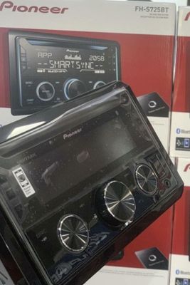 Продается автомагнитола Pioneer 725bt, усилитель Kenwood, колонки