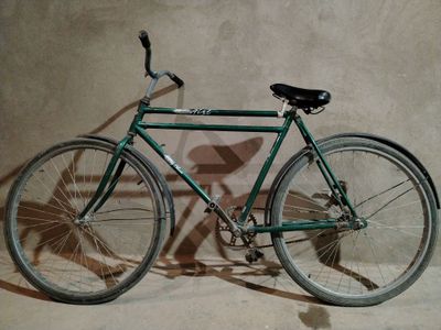 Ural velosiped sotiladi