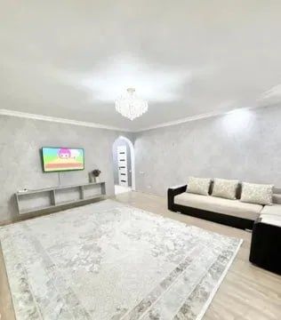 Arenda Oybek Metro Akuratniy Odamlarga #AAA752