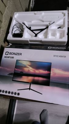 манитор сотилади 24 /100hz