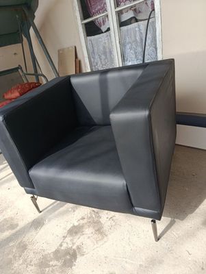 Offisniy kreslo sotiladi
