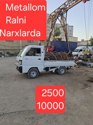 9000 sum Metallom b/u metallom olamiz Металлом б/у mis оламиз