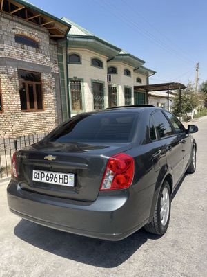 Jentra aftamat yeli 2018 yel toza moshina benzinda yurgan holati alo