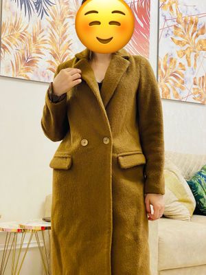 Пальто почти новые