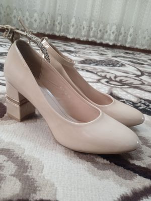 Vanessa Tufli holati yahshi  lakronni