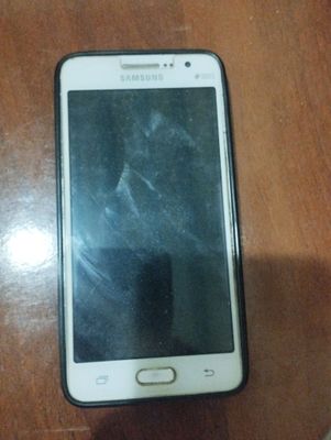 Samsung galaxy j5sotiladi