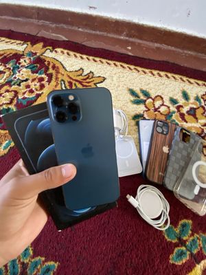 Iphone 12 pro max LLA 128 76 %