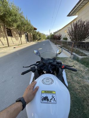Yili:2023 kawasaki ninja