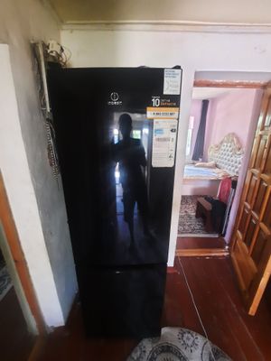 Холодилник INDESIT