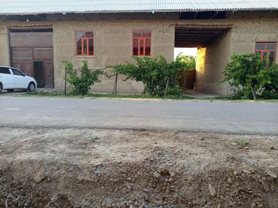 Сотилади ховли Кармана