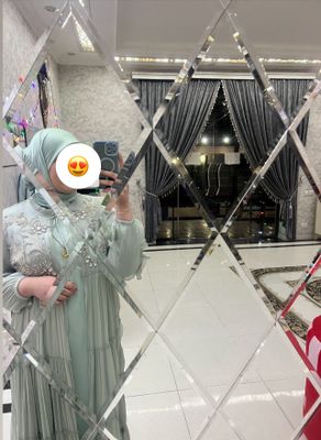 Dvoyka ichida yengi yuq uzun baza ustida abaya