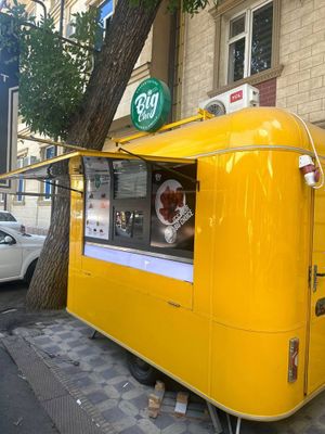 Foodtrak sotiladi zavod pachti yengi narsalari bilan