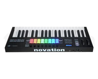 NOVATION launchkey 37 MK3