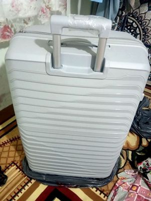 Yangi chamadon. Chetga,sayohatga chiqayotganlar uchun
