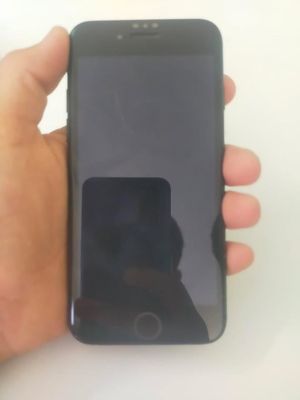 IPhone 7 Srocna 700