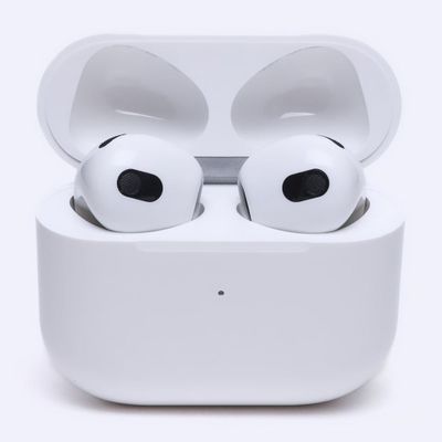 Airpods iPhone yangi