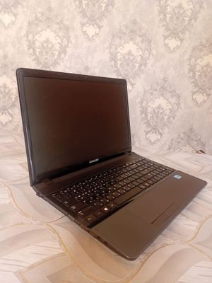 Notbuk Samsung Windows 7 CORE i5