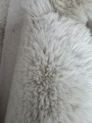 Дубленка из кроличьего меха
