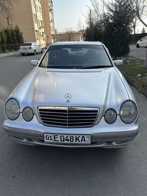 Mercedes benz e200 w210