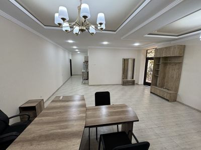 Аренда Офис помешения на Яккасарой район Шота Руставелли вторая линия