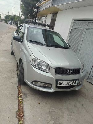 nexia 3 2017yil dekabr 2018 olingan yangi 82000 km