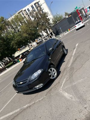 Chevrolet Lacetti сотилади, 1 қўл мошина.