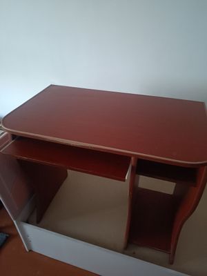 Стол компьютерный домашний