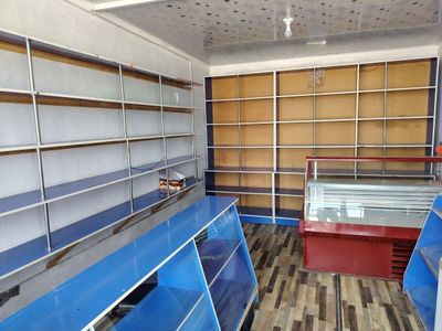 Xaladilnik 3 ta. prlafkalar 900$ kelishiladi. Tayyor biznes.