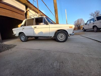 Vaz 2103 xolati yaxshi xarajatsiz