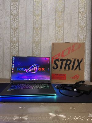 Asus ROG Strix G614J