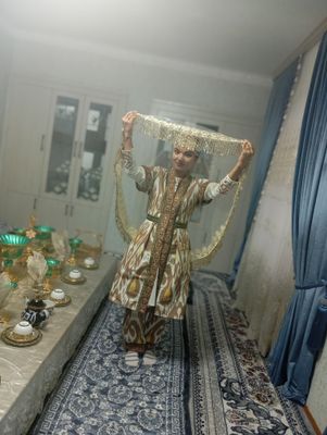 Oq ansanbil 400 ming.Adras 3 talik 300 ming