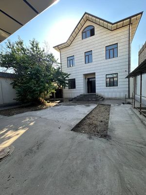 Срочно продаётся 3 этажный дом на Юнусабаде