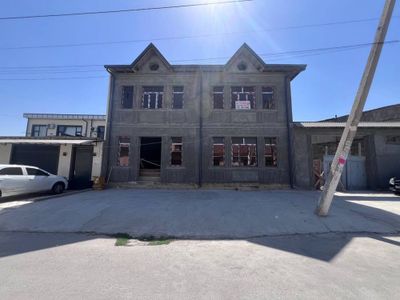 Karobka holatdagi uyimiz sotiladi