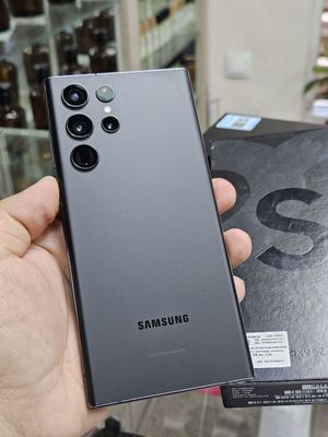 Samsung S22 Ultra xotirasi 12/256GB