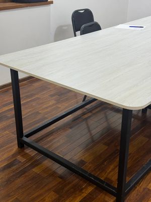 Ofis va O’quv markazlari uchun loft stoli