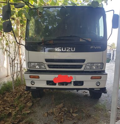 Isuzu кранамонипулятор