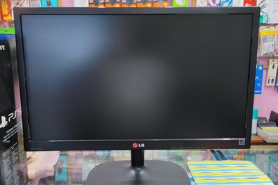 Монитор LG 22M35