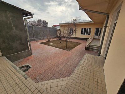 Продаётся на УСТА ШИРИН участок!!!